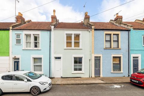 2 bedroom terraced house for sale, Maidstone Street, Victoria Park