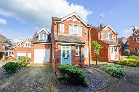 3 bedroom link detached house for sale, Primrose Gardens, Linslade, Leighton Buzzard