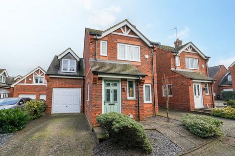 3 bedroom link detached house for sale, Primrose Gardens, Linslade, Leighton Buzzard