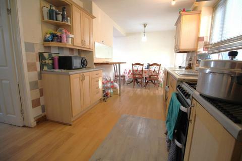 3 bedroom terraced house for sale, Fouracres Road, Manchester, M23 1FG