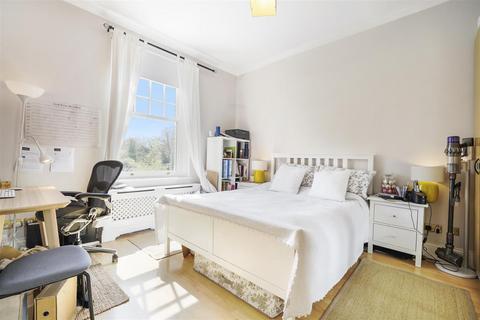 2 bedroom flat for sale, Dryburgh Road, Putney