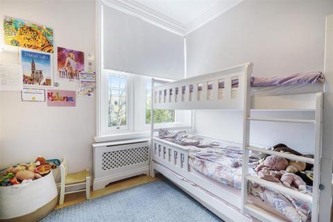 2 bedroom flat for sale, Dryburgh Road, Putney