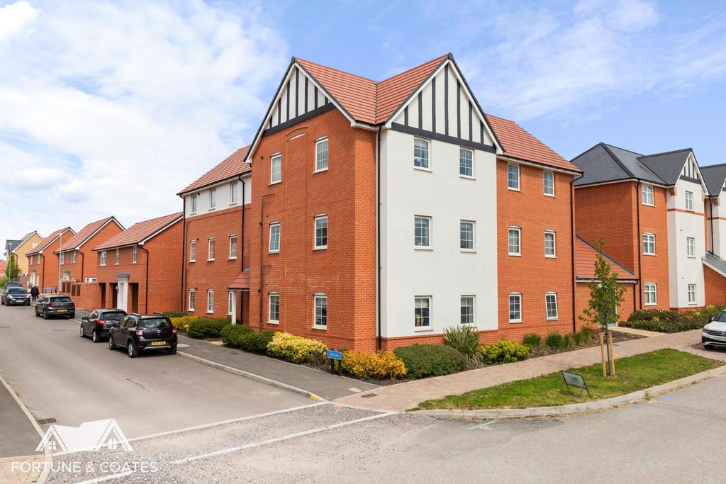 Lark Lane, Harlow 1 bed apartment for sale £225,000