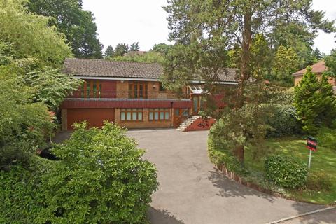 5 bedroom detached house for sale, Sandy Lane, Kingswood