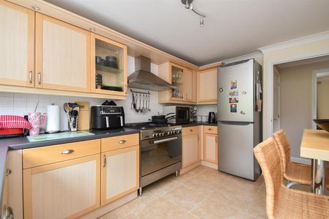 20 Copper Beeches, St Leonards-on-sea, TN37 7RR