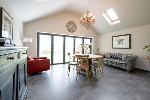 Alport View Broadway, Kirk Ireton, Ashbourne, DE6 3LJ
