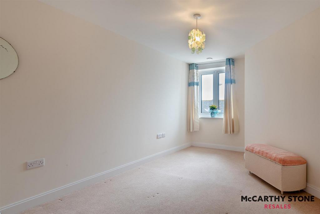 8594555-interior05-800.JPG