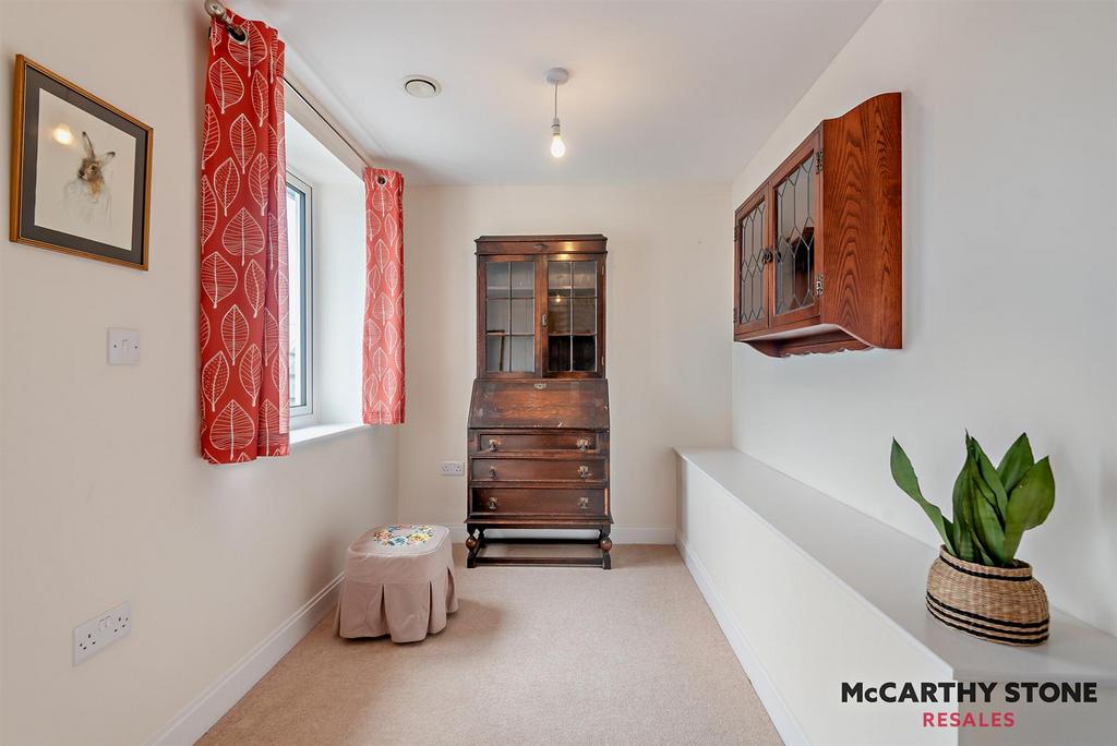 8594555-interior10-800.JPG