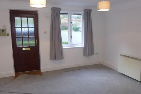 1 bedroom terraced house to rent, Thornhill Close, Amersham HP7