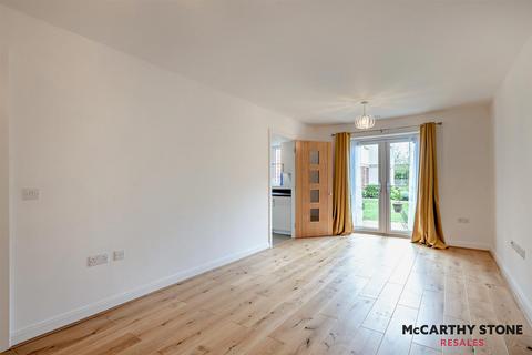 1 bedroom apartment for sale, New Road, North Walsham, Norfolk, NR28 9FJ