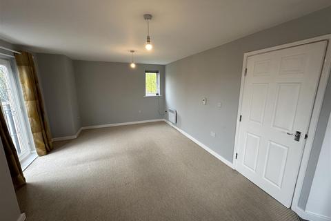2 bedroom flat to rent, Bittern Croft, Wakefield WF4