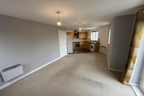 2 bedroom flat to rent, Bittern Croft, Wakefield WF4