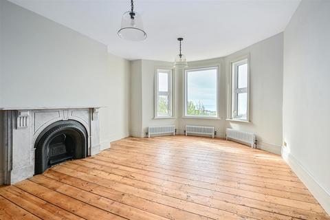 3 bedroom maisonette for sale, St. Pauls Place, St. Leonards-On-Sea