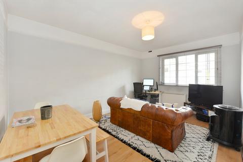 3 bedroom flat to rent, Ranelagh Gardens, Putney Bridge, SW6