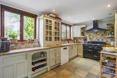 4 bedroom detached house for sale, Mill Road, Henley On Thames RG9