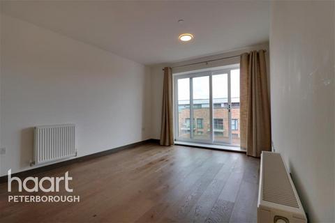 2 bedroom flat to rent, Kitson House