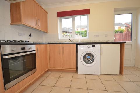 2 bedroom end of terrace house to rent, Saddlers Way, Raunds