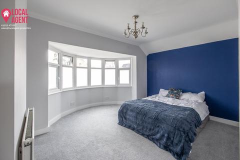 3 bedroom semi-detached house for sale, Swanley Road, Welling, DA16