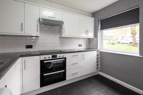 1 bedroom flat for sale, Brentwood Court, Prestwich, M25