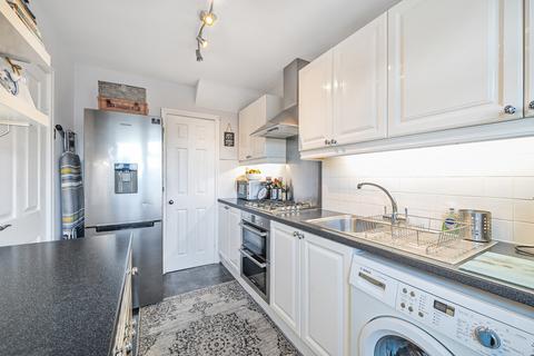 3 bedroom end of terrace house for sale, York Road, Tadcaster, LS24