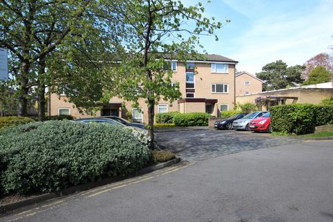 77 Green Acres, Croydon, CR0 5UX