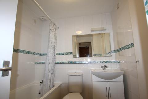 77 Green Acres, Croydon, CR0 5UX