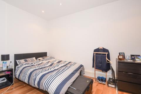 2 bedroom maisonette to rent, Barnsbury Street Islington N1