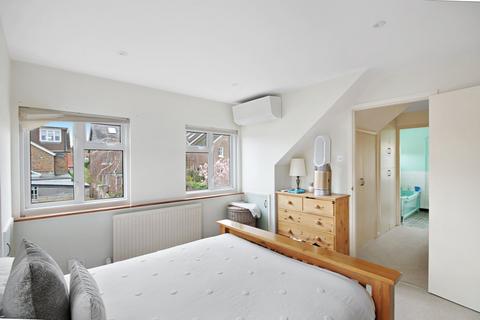 Sunnydale Forest View Road, East Grinstead, RH19 4AW