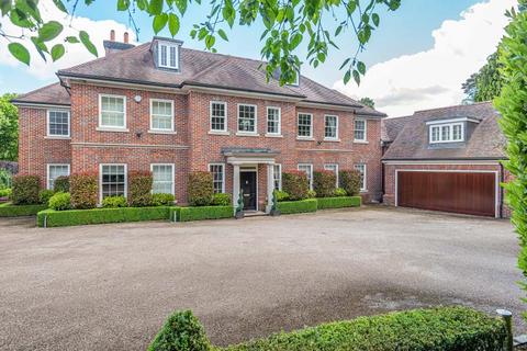 5 bedroom detached house to rent, Brockenhurst Road, South Ascot, SL5 9HB