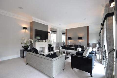 5 bedroom detached house to rent, Brockenhurst Road, South Ascot, SL5 9HB