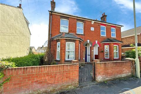 3 bedroom semi-detached house for sale, Holly Road, Aldershot, Hampshire