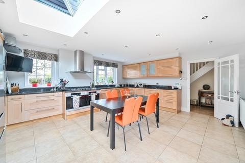 5 bedroom detached house for sale, Potters Lane, Send, GU23