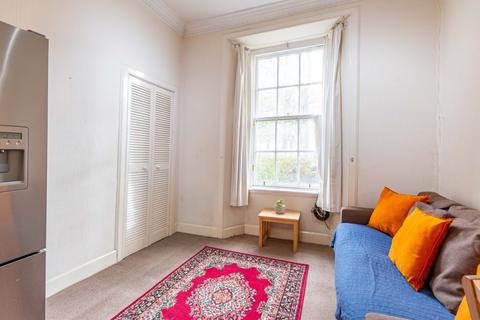 1 bedroom flat to rent, 97T – Parkside Street, Edinburgh, EH8 9RL