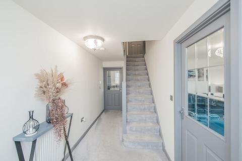 5 Brackendale Way, Thackley, Bradford, BD10 8DZ