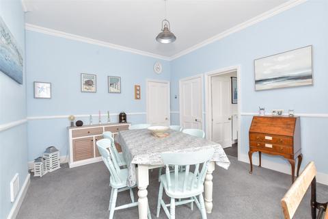 3 bedroom apartment for sale, Church Street, Ventnor, Isle of Wight