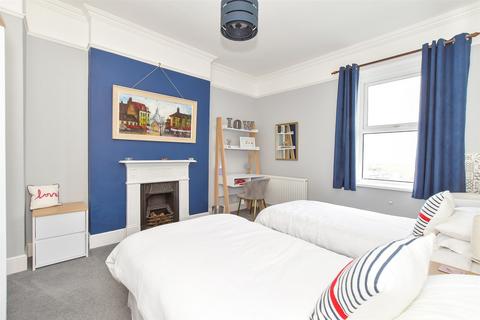 3 bedroom apartment for sale, Church Street, Ventnor, Isle of Wight