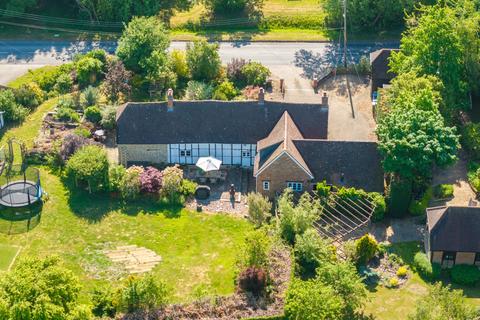 undefined, Grendon Road, Edgcott, Aylesbury, Buckinghamshire, HP18