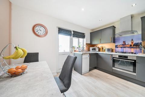 112 Lowdell Close, West Drayton, UB7 8BD