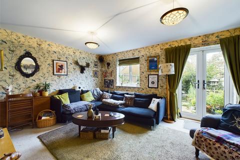 3 bedroom end of terrace house for sale, Hunters Way, Hardwicke, Gloucester, Gloucestershire, GL2