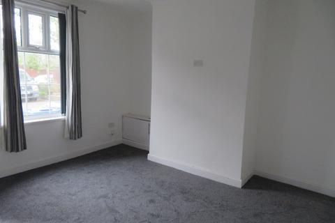 2 bedroom terraced house to rent, Hollin Lane, Bamford, OL11