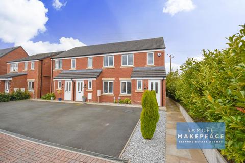 2 bedroom end of terrace house for sale, Alsager, Cheshire ST7