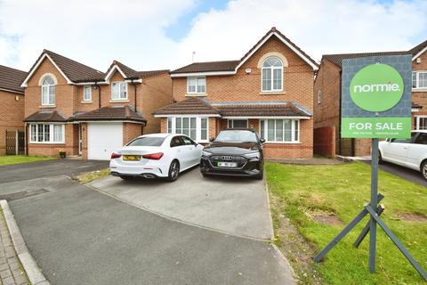 4 bedroom detached house for sale, Willow Close, Unsworth, BL9