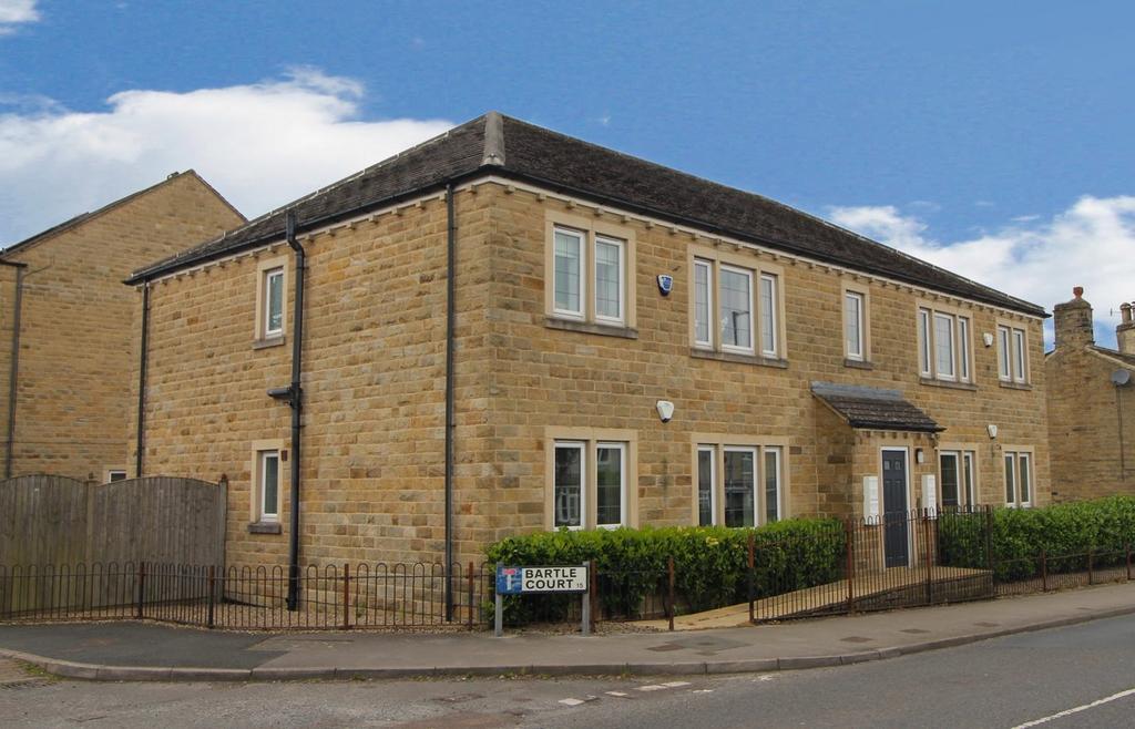 Main Street, Wilsden, Bradford, BD15 2 bed apartment for sale £139,950