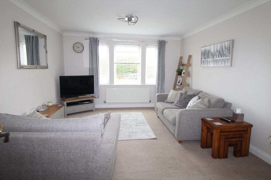 Main Street, Wilsden, Bradford, BD15 2 bed apartment for sale £139,950
