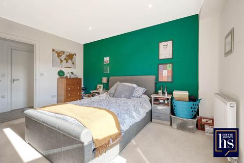 2 bedroom apartment for sale, Station Place, Brentwood CM14