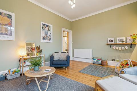 2 bedroom flat for sale, Nithsdale Road, Flat 2/1, Strathbungo, Glasgow, G41 2AN