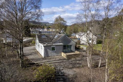 4 bedroom detached house for sale, Tir Aluinn, 7 Golf Course Road, Bridge Of Tilt, Pitlochry, Perth And Kinross. PH18 5TG