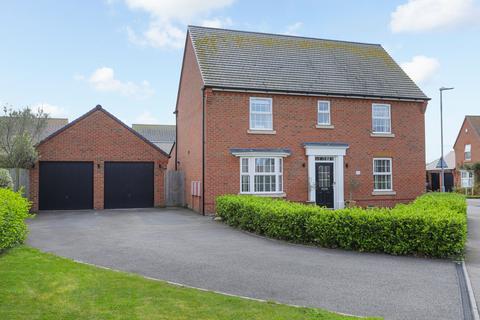 4 bedroom detached house for sale, Lambourne Way, Preston, CT3