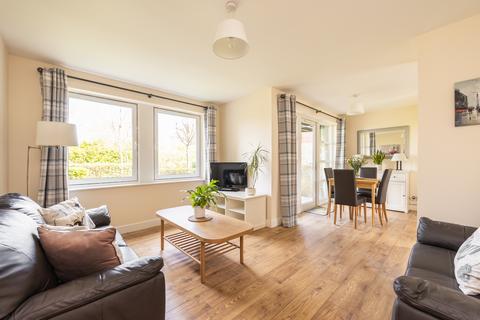 3 bedroom ground floor flat for sale, Meggetland View, Edinburgh EH14