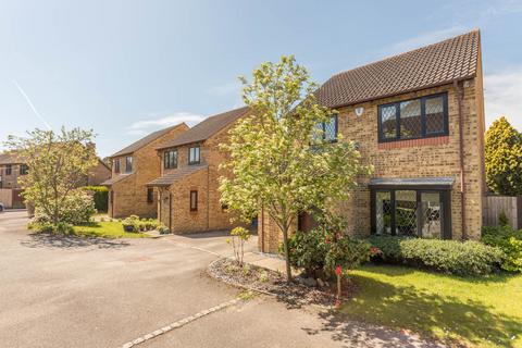 3 bedroom link detached house for sale, BLOXWORTH CLOSE, THE WARREN, BERKSHIRE, RG12 9YR